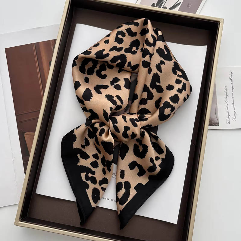 Luxus Leopard Print Weibliche  – Face Scarf Mask Bewertung und Preis